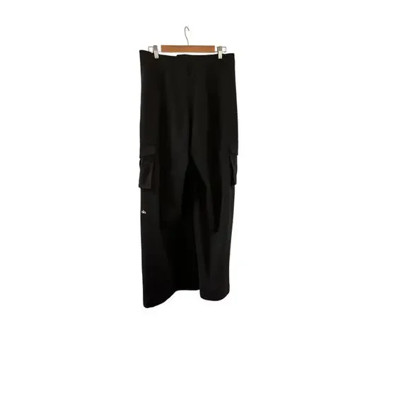 Alo Yoga - Show Off Cargo Wide Leg Trouser - Medium - Black (Long) - Picture 10 of 10